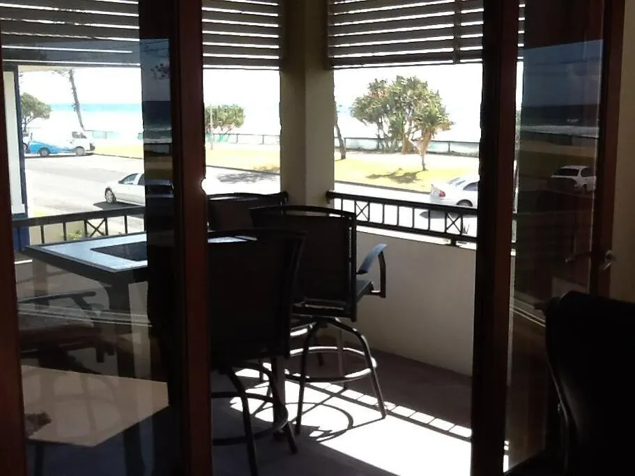 Beachfront Miami 2 Bdr Easy Living Views Views!!!! Gold Coast 0*,