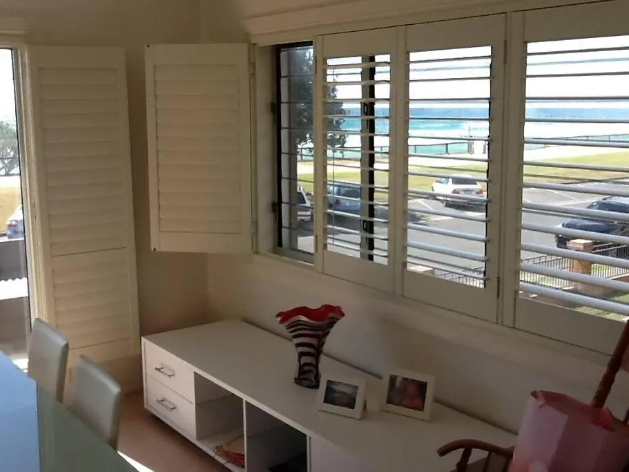 Beachfront Miami 2 Bdr Easy Living Views Views!!!! Gold Coast